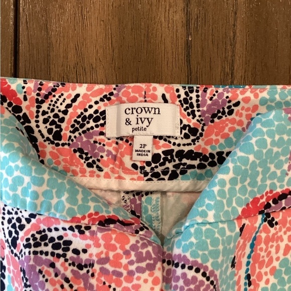 Crown & Ivy Scalloped Hem Chino Floral Tropical Summer Cotton Shorts 2p - Picture 3 of 6